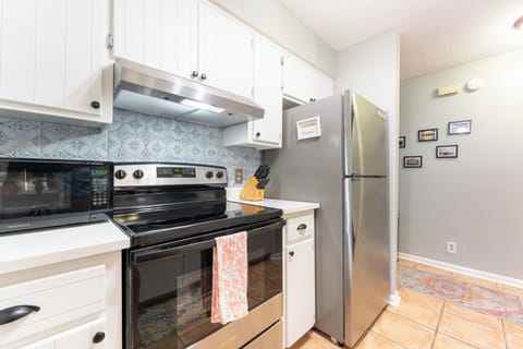 The fully stocked kitchen makes cooking quick and easy.