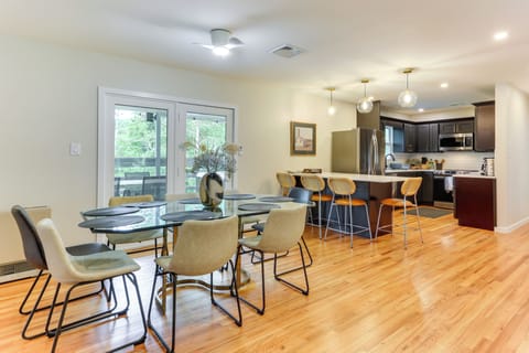 Canadensis Vacation Rental | 5BR | 3BA | 2,800 Sq Ft | 2 Steps to Enter