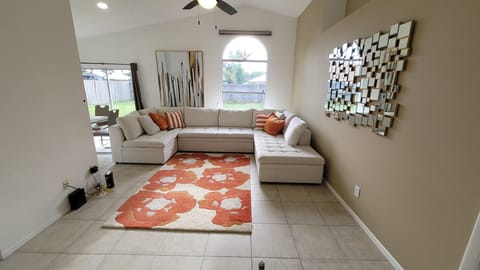 Living room with queen size pull out couch 
