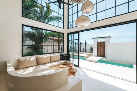 Villa, 1 Bedroom | Living room | Smart TV