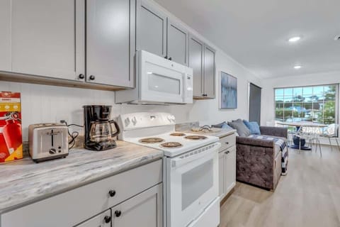 Aditional stove view 