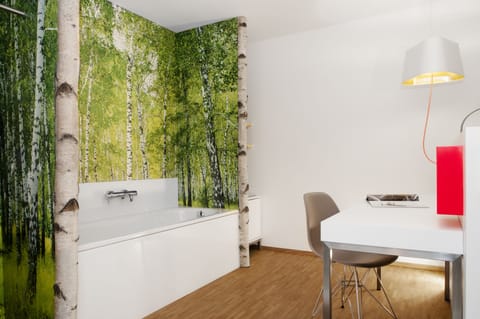 Suite, Balcony | Deep soaking bathtub