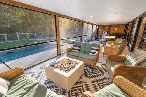 Your private woodland retreat awaits!