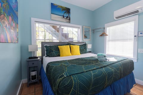 Martinique | Minibar, iron/ironing board, free WiFi