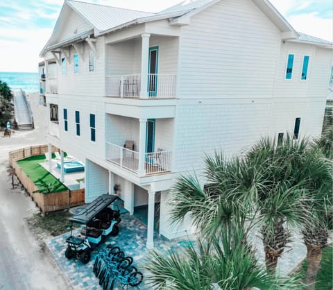 Steps from the beach!