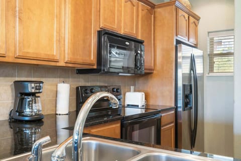 Condo, Multiple Beds, Balcony, Mountain View (Branson Lakefront Luxury) | Private kitchen | Coffee/tea maker