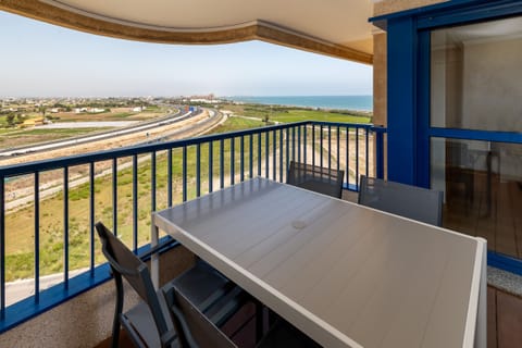 Apartup-apartment-patacona-surfing-beach-valencia-alboraya-marenostrum-playalapatacona_2-room