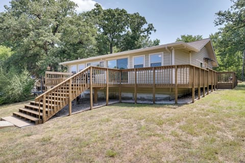 College Station Vacation Rental | 4BR | 2BA | Stairs Required | 1,200 Sq Ft