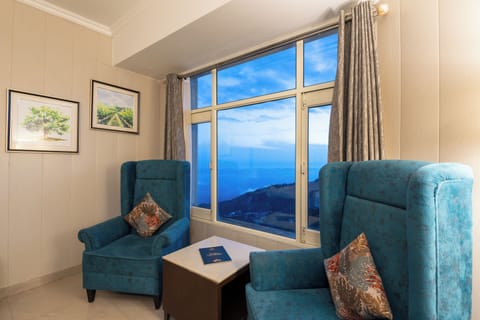 Premium Room | 1 bedroom, iron/ironing board, free WiFi