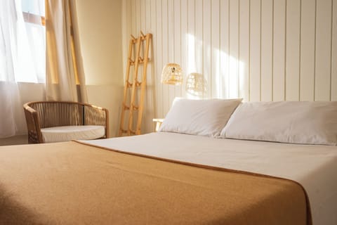 Superior Room | 1 bedroom, individually decorated, individually furnished, desk