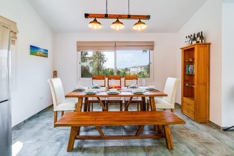 The Bridge Villa by Ezoria Villas (12357)