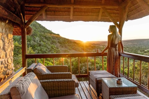 Room (King/Twin) | Balcony view
