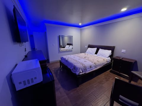 Basic Room | 1 bedroom, desk, free WiFi, bed sheets
