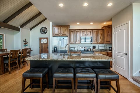 Enjoy hanging in the kitchen?  With an eat in island, there is plenty of room for breakfast, lunch, or even late night snacks.