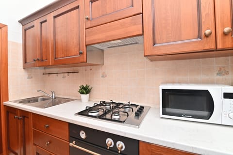 Traditional House | Private kitchen | Highchair