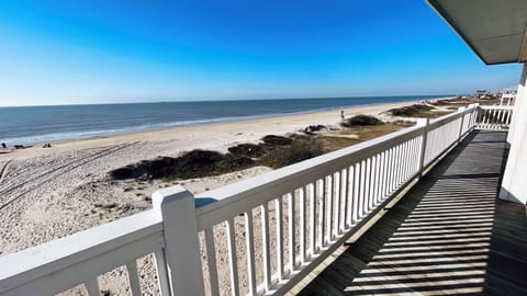 View From the Deck, BREATHTAKING VIEW! Private Beachfront Rental