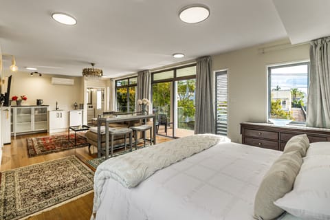 Executive Double Room, 1 Bedroom, Terrace | Premium bedding, pillowtop beds, individually decorated