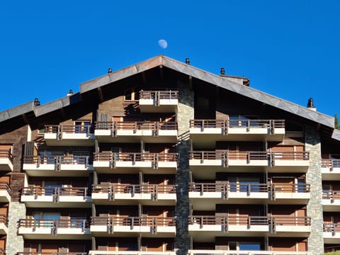 Top Floor Balcony