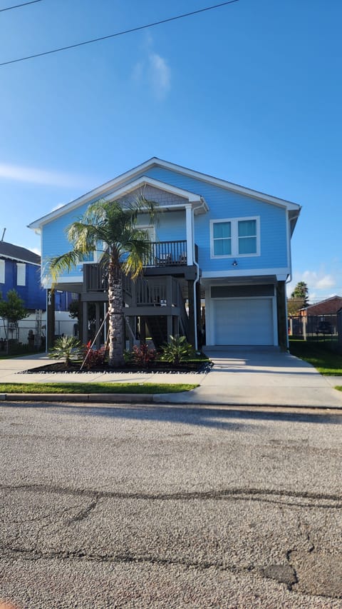 Front view of the home. 
