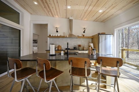 Kitchen Haven: Enjoy culinary bliss with modern appliances and sunlit views!