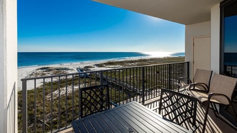 Condo, 3 Bedrooms | Property grounds