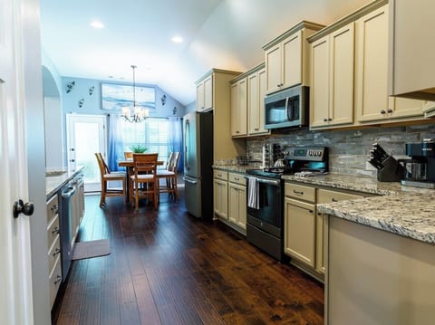 Enjoy cooking again in this fully stocked kitchen!