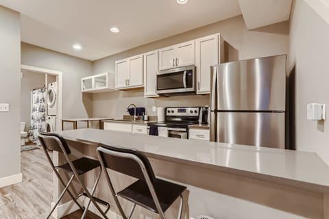 Kitchen with Breakfast Bar