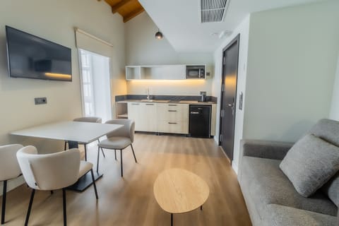 Standard Apartment | Free WiFi, bed sheets