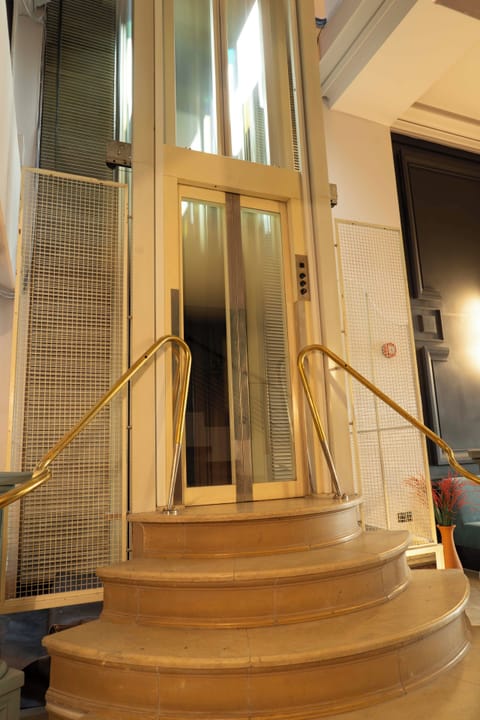 Elevator