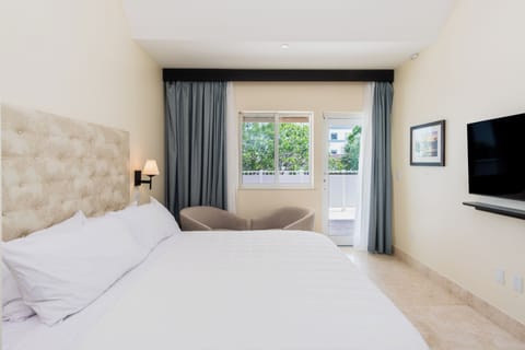 Luxury Double Room | Premium bedding, memory foam beds, in-room safe, individually decorated
