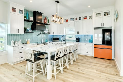 Fully equipped kitchen with plenty of prep and storage space