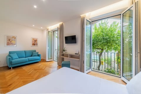 Superior Room, Garden View | Premium bedding, down comforters, memory foam beds, minibar