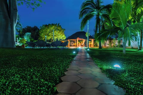 Villa, 5 Bedrooms, Balcony, Garden View | Property grounds