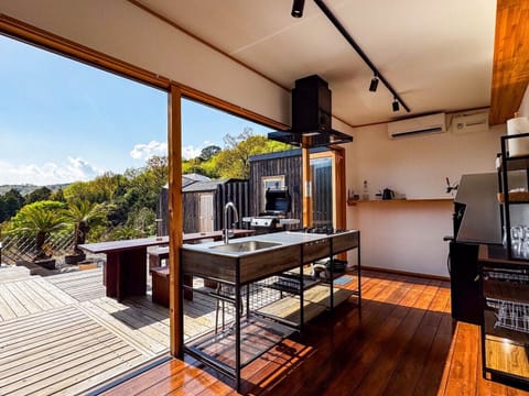 Full-size fridge, microwave, stovetop, electric kettle