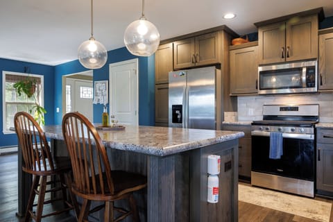 Spacious well appointed kitchen