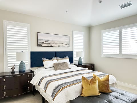 upstairs master bedroom