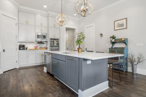 Modern Kitchen for preparing meals 