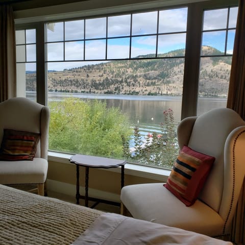Room, Lake View | Premium bedding, in-room safe, desk, iron/ironing board (on request)