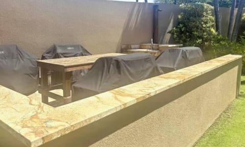 Condo, 2 Bedrooms | Outdoor dining