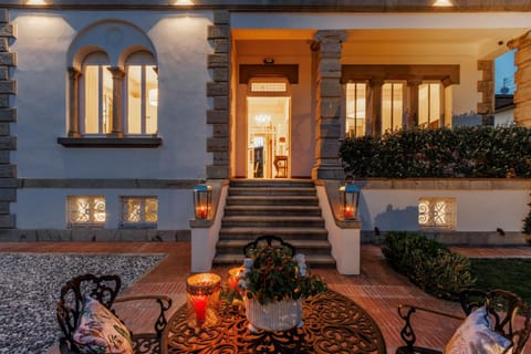 House | 6 bedrooms