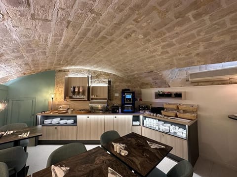 Daily buffet breakfast (EUR 16 per person)