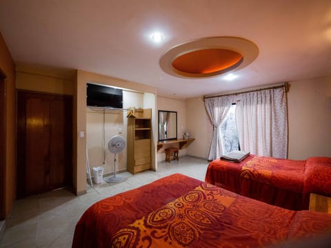 Family Quadruple Room | Desk, laptop workspace, iron/ironing board, free WiFi