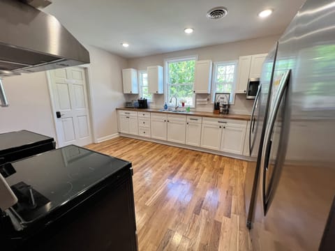 Shared fridge, microwave