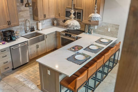 A fully loaded kitchen