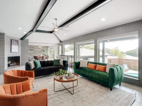 Decorated in bold, contrasting colors for a lively, exciting space, let this living room infuse you with positive energy and good vibes!