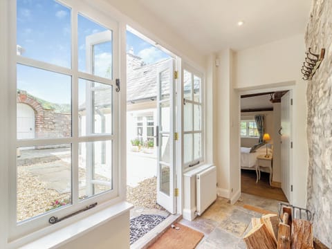 Hallway | The Chapel - Dan Y Graig, Crickhowell