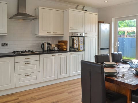 Kitchen/diner | The Beach Hut, Flamborough, near Bridlington