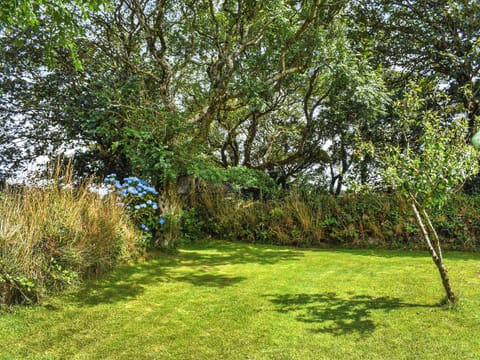 Garden | Carnlussack Cottage, Troon, near Camborne