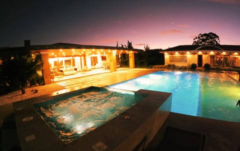 15 outdoor pools