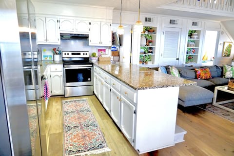 Fully stocked kitchen